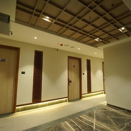 Hotel Laksh Rāipur Esterno foto