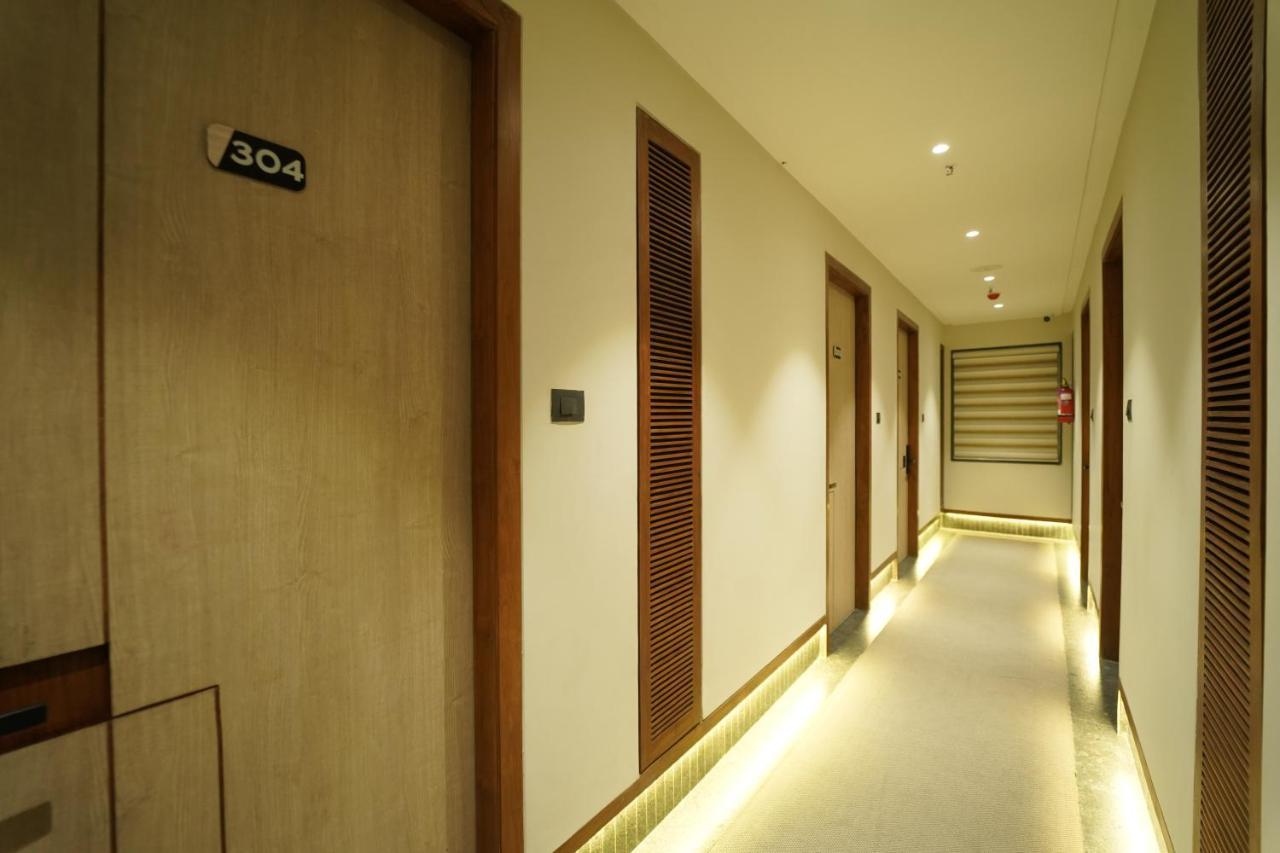 Hotel Laksh Rāipur Esterno foto